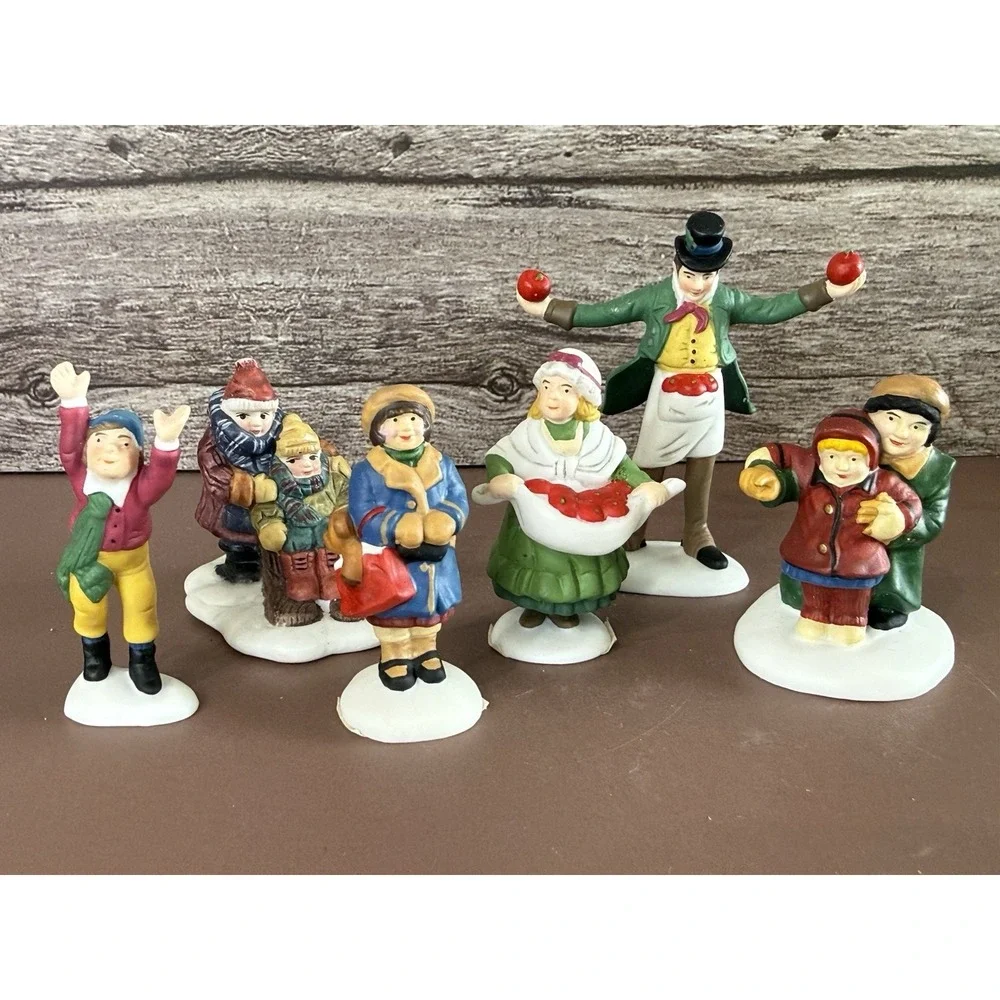 Department 56 Christmas Village Miniature People -6 Pieces